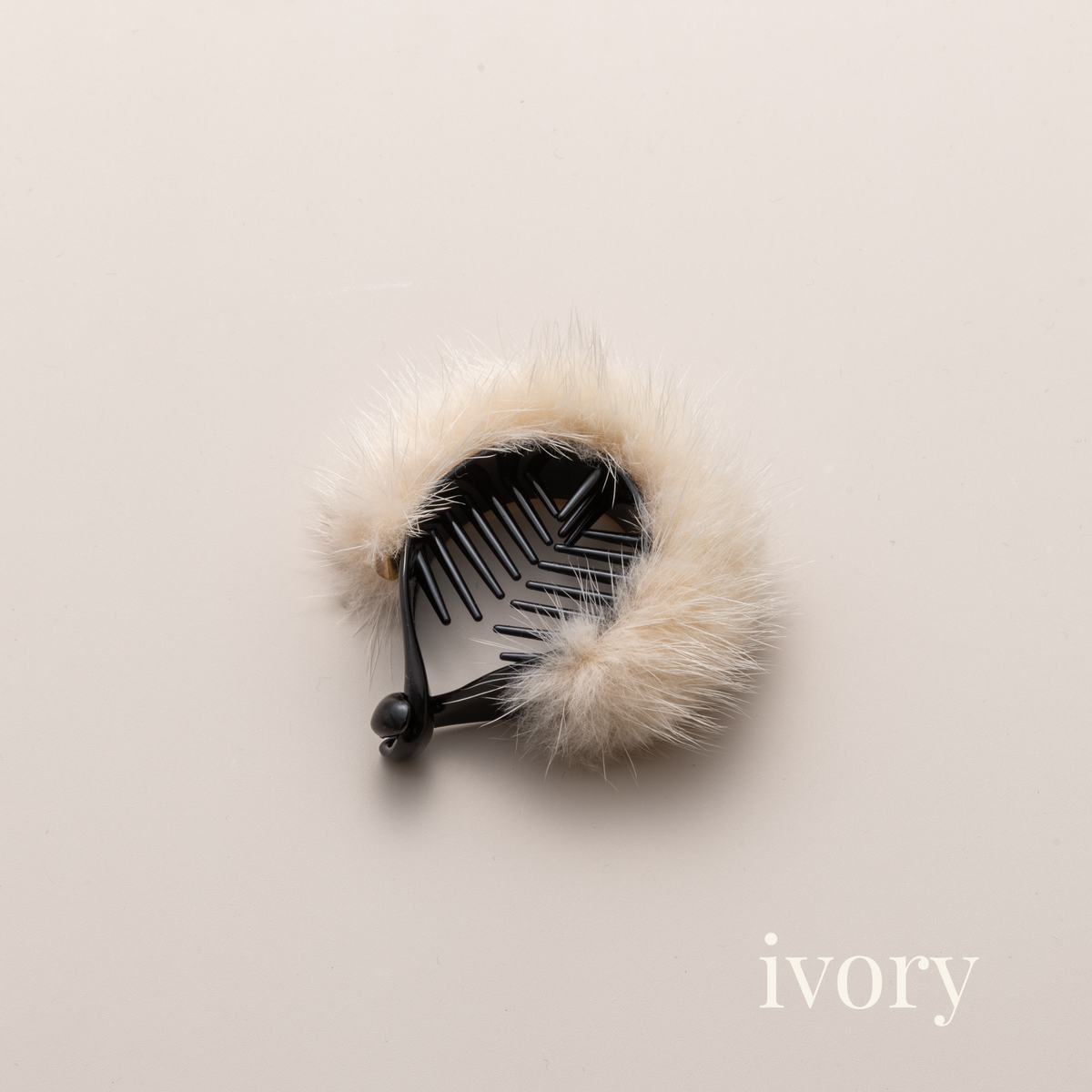 Mink Fur Banana Clip– e.evolution
